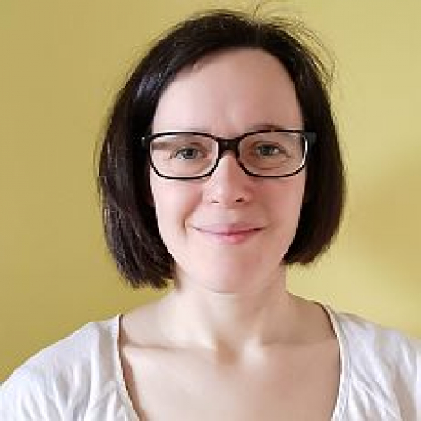 Portrait Frau Drhocker  Web Portrait Frau Drhocker  Web