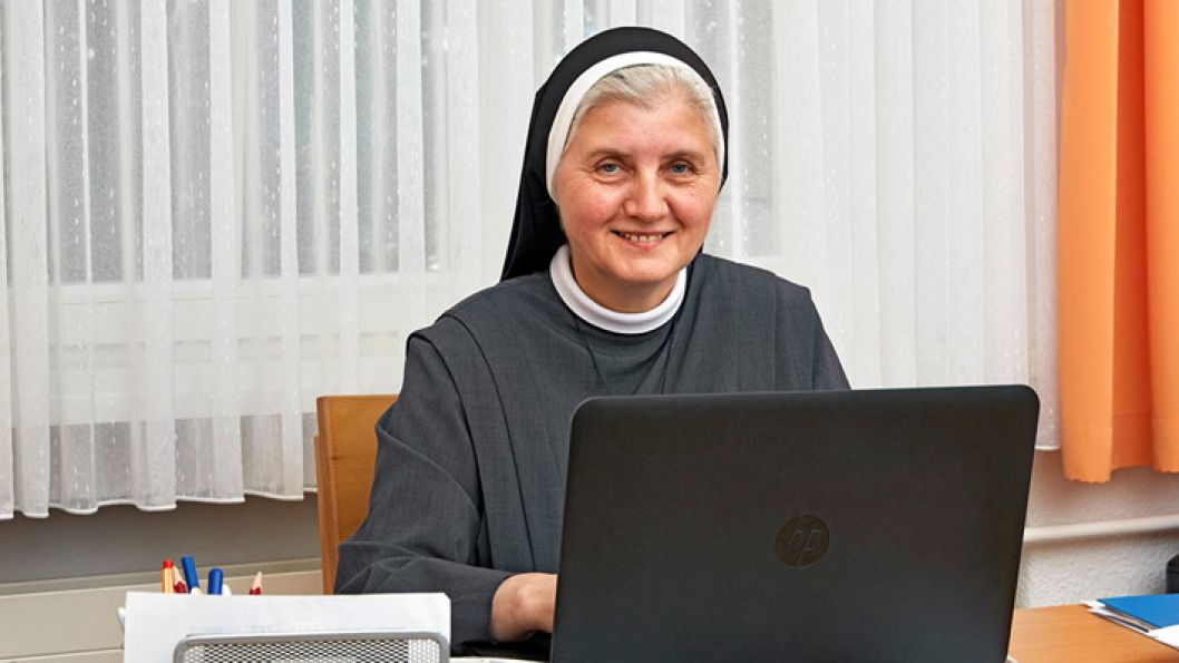 Seelsorge Schwester M. Magdalena Seelsorge Schwester M. Magdalena
