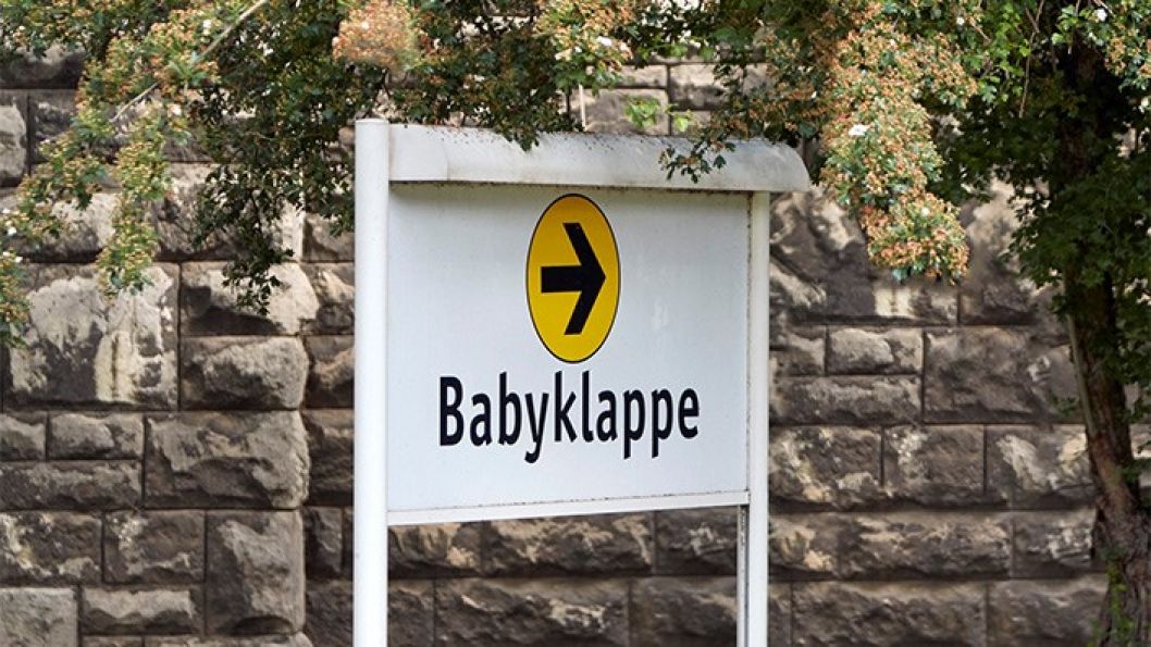 Babyklappe L Web Babyklappe L Web