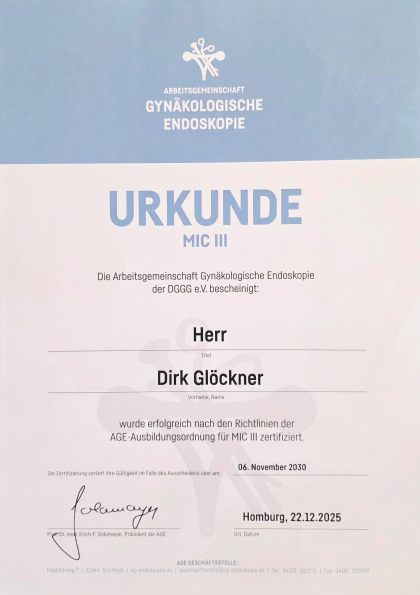 Zertifikat für die MIC III-Chirurgie der Arbeitsgruppe Gynäkologische Endoskopie, die am 15. Dezember 2025 ausgestellt worden ist.