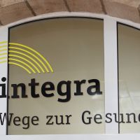 Integra Schild